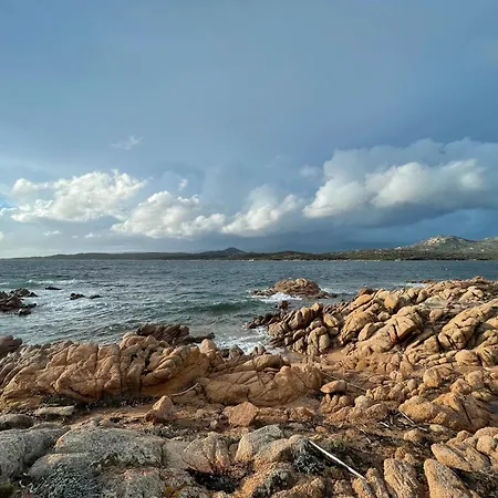 Guetali Du Rocher Villa *