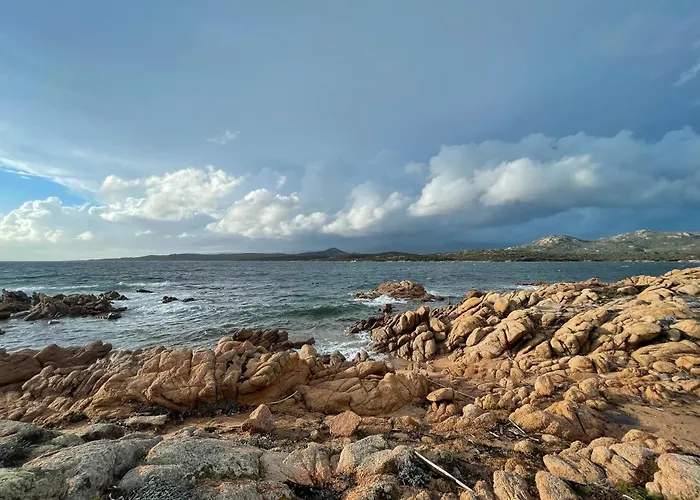 Guetali Du Rocher 别墅 *